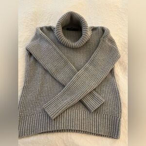 Ralph Lauren Light Gray Ribbed Sweater